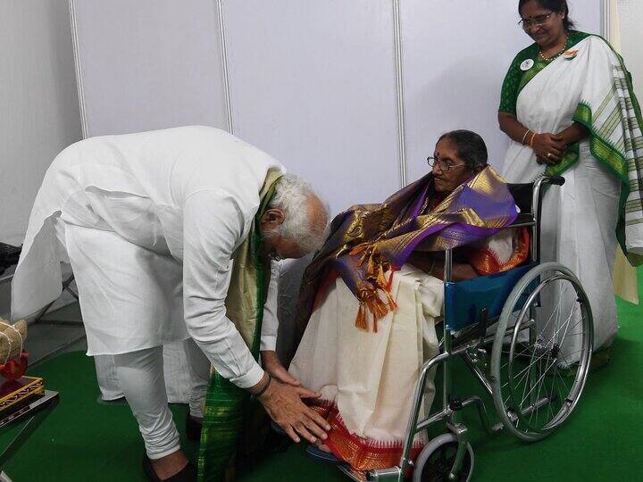 Andhra Pradesh: PM Modi Meets Family Of Freedom Fighter Pasala Krishna Murthy Andhra Pradesh: PM Modi Meets Family Of Freedom Fighter Pasala Krishna Murthy
