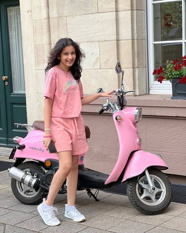 సితార ఘట్టమనేని ఫోటోలు -Image Credit:Sitara Ghattamaneni/Instagram