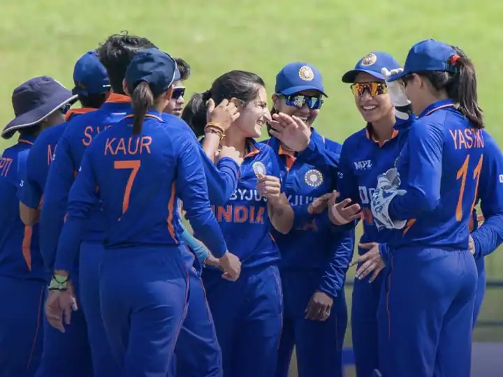 INDW vs SLW: Indian Women team beat Srilanka by 10 wickets INDW vs SLW: ਦੂਜੇ ਮੈਚ 'ਚ ਭਾਰਤੀ ਮਹਿਲਾ ਟੀਮ ਨੇ ਸ਼੍ਰੀਲੰਕਾ ਨੂੰ 10 ਵਿਕਟਾਂ ਨਾਲ ਦਿੱਤੀ ਮਾਤ, ਵਨਡੇ ਸੀਰੀਜ਼ 'ਚ 2-0 ਦੀ ਬੜ੍ਹਤ