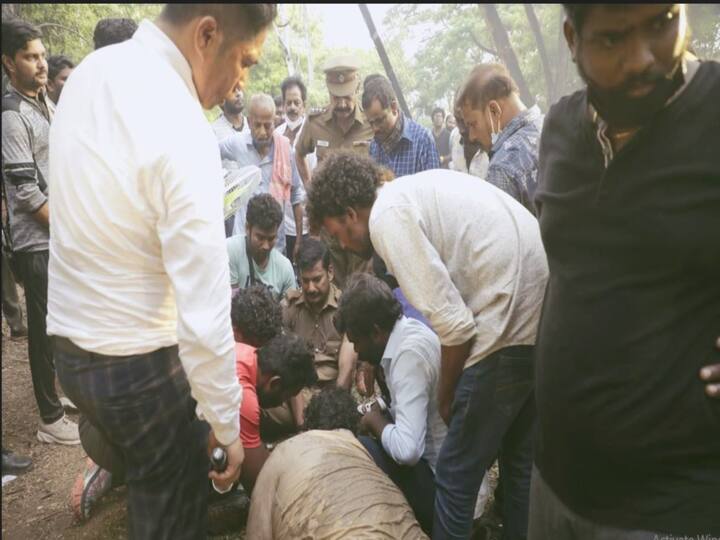Once again vishal got injuried in laththi sets Vishal accident: 'లాఠీ' షూటింగ్, మళ్లీ గాయపడ్డ విశాల్