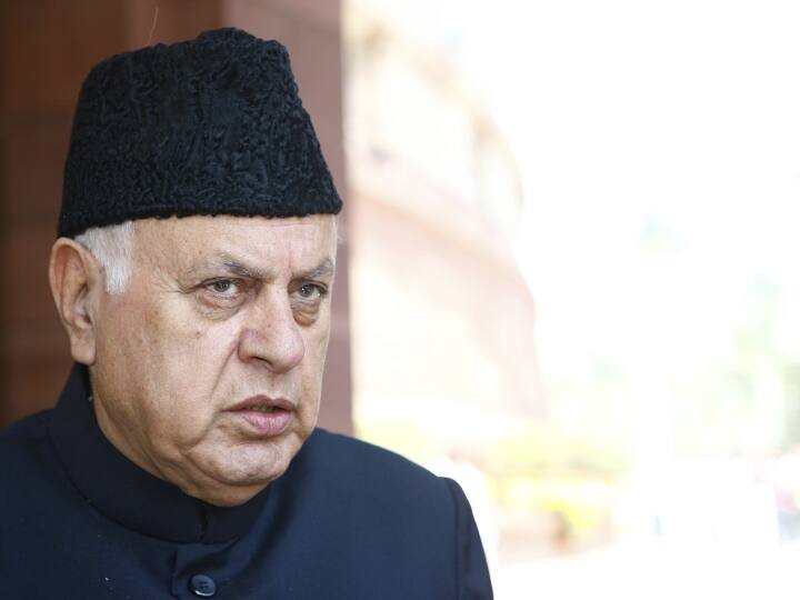 Jammu Kashmir: Farooq Abdullah said, ‘Cannot fly by decrees, the tricolor should fly in the heart’
