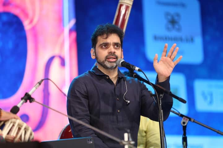 'अ प्रेयर टू द गॉड फॉर द रेन' ही यावर्षीच्या महोत्सवाची थीम होती.