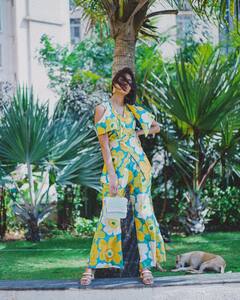 Erica Fernandes Pics: टीवी पर सिंपल सी दिखने वाली एरिका फर्नांडिस ने दिखाया बेहद ग्लैमरस लुक, सामने आईं तस्वीरें