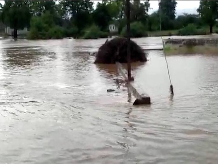 चिपळूणला गेल्या वर्षी पावसाळ्यात पुराचा फटका बसला होता.