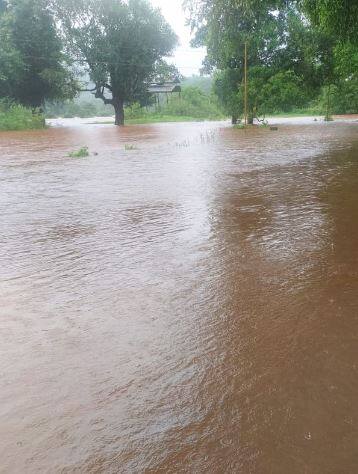 कोकणात मुसळधार पाऊस, सगळीकडं पाणीचं पाणी