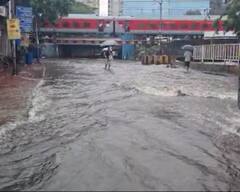 Mumbai Rains: ધોધમાર વરસાદથી મુંબઈ થયું પાણી પાણી, અંધેરી સબ વે કરવો પડ્યો બંધ, જુઓ તસવીરો