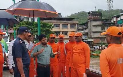 पुढचे दोन दिवस अतिवृष्टीचा इशारा देण्यात आला आहे.