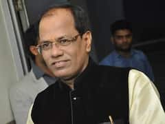 Vastu Expert Chandrashekhar Guruji Stabbed To Death In Hotel In Karnataka's Hubballi