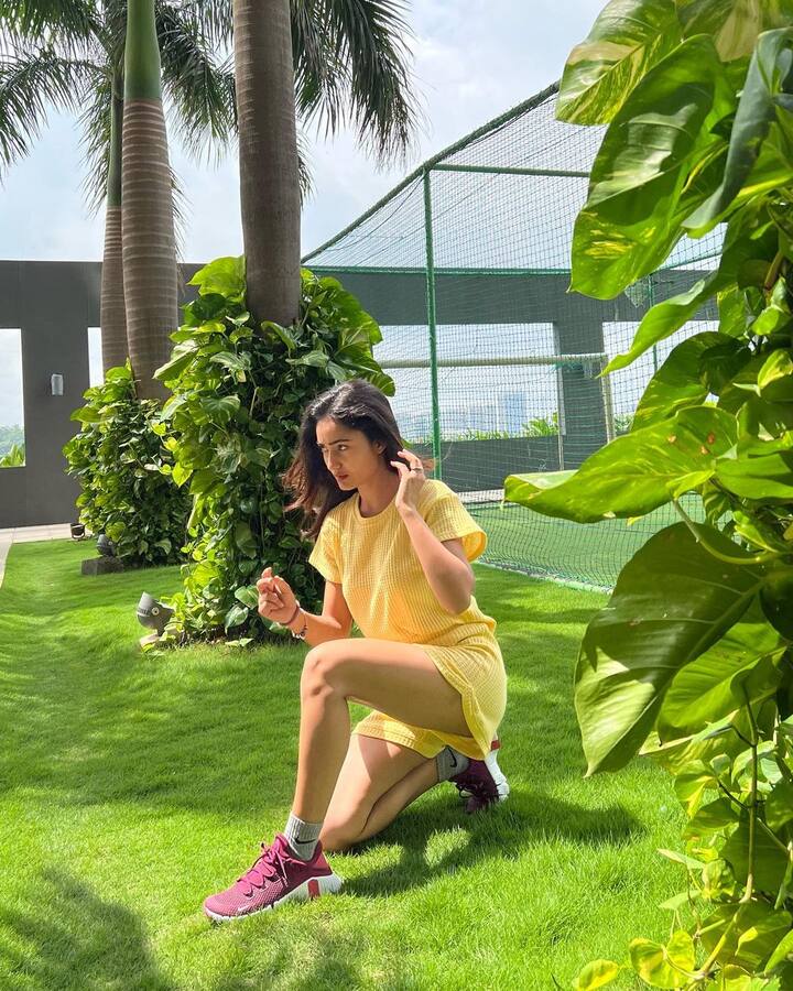 త్రిదా చౌదరి (Image Credit: Tridha Choudhury/ Instagram)