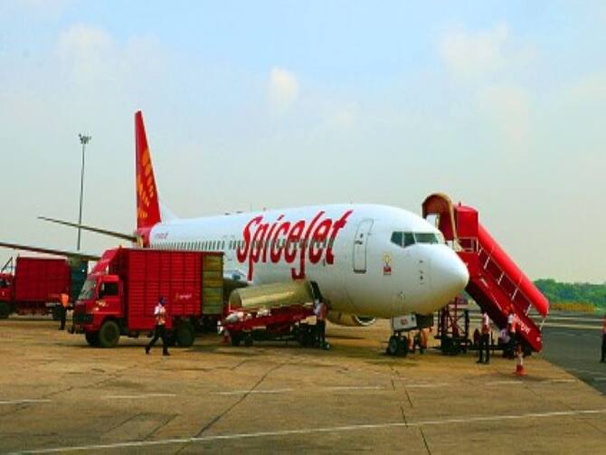 SpiceJet's Delhi-Dubai flight diverted to Karachi due to glitch; DGCA  orders probe 