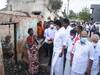 தஞ்சை தீ விபத்து: பாதித்த பகுதியையும்,  மக்களையும் நேரில் சந்தித்து ஆறுதல் கூறிய அமைச்சர் அன்பில் மகேஷ்