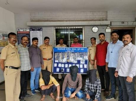 Pune: Stolen Ornaments Worth Rs 30 Lakh Recovered, Thief Alongwith Two Friends Arrested Pune Crime News: चोरी केलेलं 6 तोळे सोनं,  रोख रक्कम जप्त; दोन मित्रांसह चोराला अटक