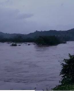 कोकणातील जगबुडी आणि वाशिष्ठी या नद्यांच्या पाणी पातळीत वाढ