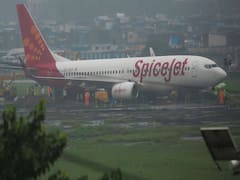 SpiceJet Flight's Windshield Pane Cracks Midair, Lands Safely In Mumbai