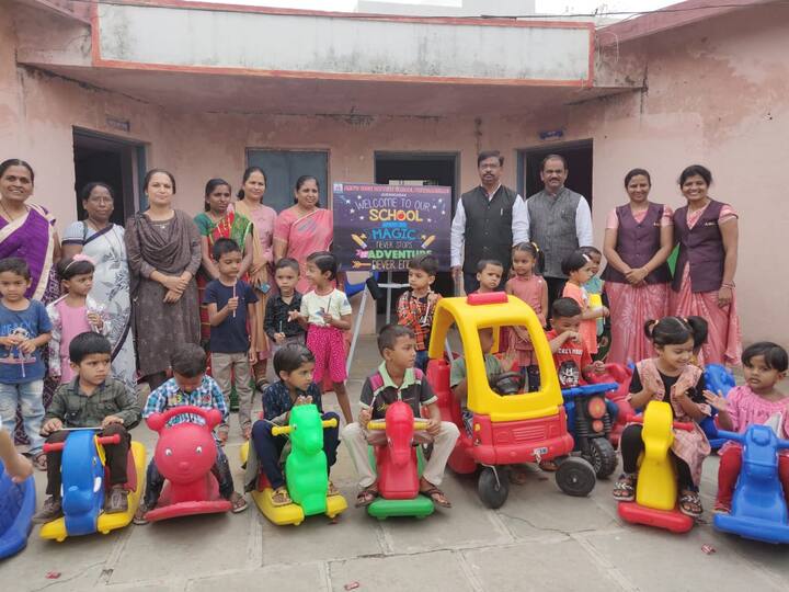 मनपा शाळेत येणारे विद्यार्थी देखील गुणवत्तेत मागे नसून, त्यांना संधी मिळायला हवी. असा या मागचा उद्देश आहे.