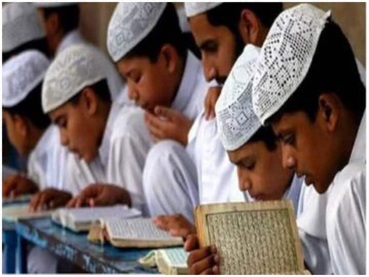 UP Madarsa Board Result 2022 Declared check at madarsaboard.upsdc.gov.in UP Madarsa Board Result 2022: उत्तर प्रदेश मदरसा बोर्ड का रिजल्ट जारी, इस डायरेक्ट लिंक से करें चेक