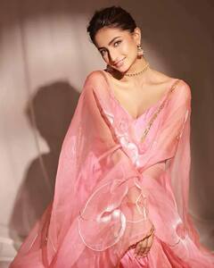 Palak Tiwari Pics: પલક તિવારીના ટ્રેડિશનલ અંદાજે ફેન્સના દિલ લૂંટ્યા, જુઓ ગ્લેમરસ લૂકના ફોટો