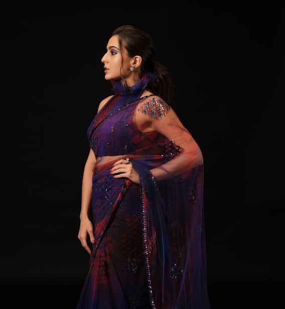 दोस्तों और भाई इब्राहिम के साथ लंदन में छुट्टियां मना रही हैं Sara Ali Khan, ट्रिप की ऐसी तस्वीरें की हैं शेयर
