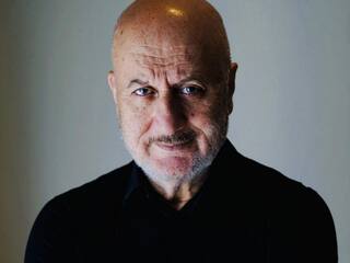 Kaali Controversy: અનુપમ ખેરે લીના મણિમેકલાઇ પર કર્યો કટાક્ષ, બોલ્યો- જય કાલી કલકત્તે વાળી, તેરા......... Kaali Controversy: અનુપમ ખેરે લીના મણિમેકલાઇ પર કર્યો કટાક્ષ, બોલ્યો- જય કાલી કલકત્તે વાળી, તેરા.........