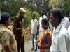 திருவாரூர்: வழக்குப்பதிவு செய்யாமல் இழுக்கடித்த போலீசார்: பெட்ரோல் கேனுடன் வந்த நபர்களால் பரபரப்பு