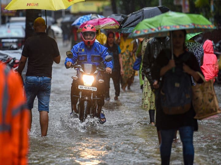 Mumbai Rain Waterlogging Landslide Reported Heavy Showers Maharashtra Weather Latest News