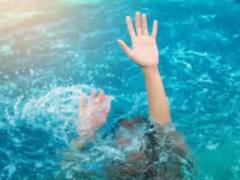 Samastipur News: समस्तीपुर में पानी भरे गड्ढे में डूबने से बच्ची समेत दो लोगों की मौत, कपड़ा धोने के दौरान हुआ हादसा