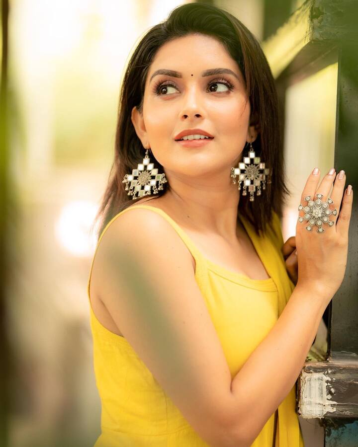உன் வார்த்தை தேன் வார்த்ததே