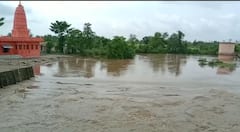 In Pics: बारिश ने खोली नगर पालिका के दावों की पोल, बारिश से अस्त-व्यस्त हुआ जनजीवन, देखें तस्वीरें