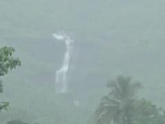 Photo : काय तो पाऊस, काय तो धबधबा; पाहा रायगडमधील विलोभनीय निसर्ग