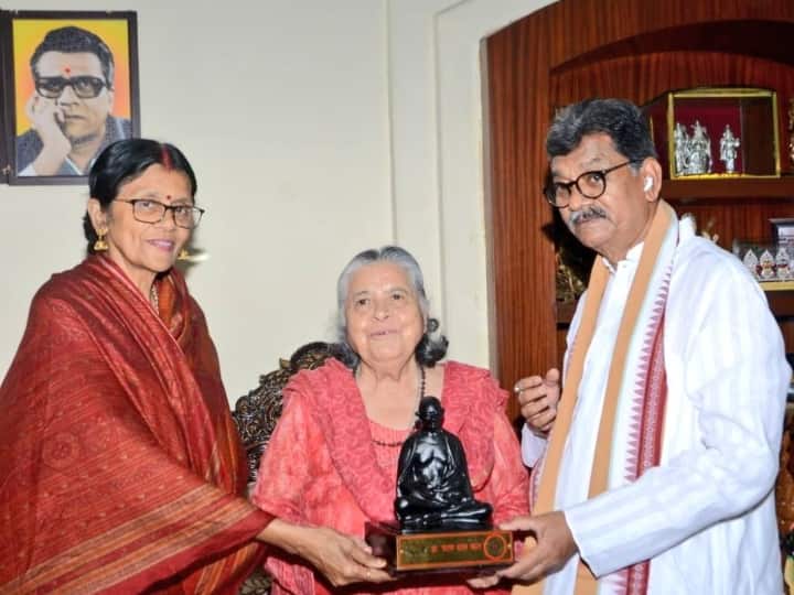 Chhattisgarh Speaker of Assembly Dr. Charandas Mahant said wife Jyotsna Mahant is only woman MP from Congress ANN Chhattisgarh: विधानसभा अध्यक्ष डॉ चरणदास महंत का छलका दर्द, बोले पत्नी का टिकट काटने में लगे हैं लोग