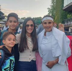 सानिया मिर्ज़ा के साथ इस एक्ट्रेस ने शेयर की तस्वीरें, टेनिस स्टार की जीत का ऐसे मनाया जश्न