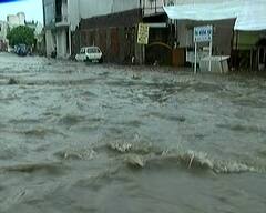 રાજકોટ શહેરમાં અનરાધાર વરસાદ, અનેક વિસ્તારોમાં ભરાયા પાણી