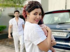 Debina Bonnerjee: यूजर ने देबिना बनर्जी से पूछा सवाल- क्या मां बनते ही पीने लगीं शराब? एक्ट्रेस ने ट्रोल को ऐसे दिया जवाब