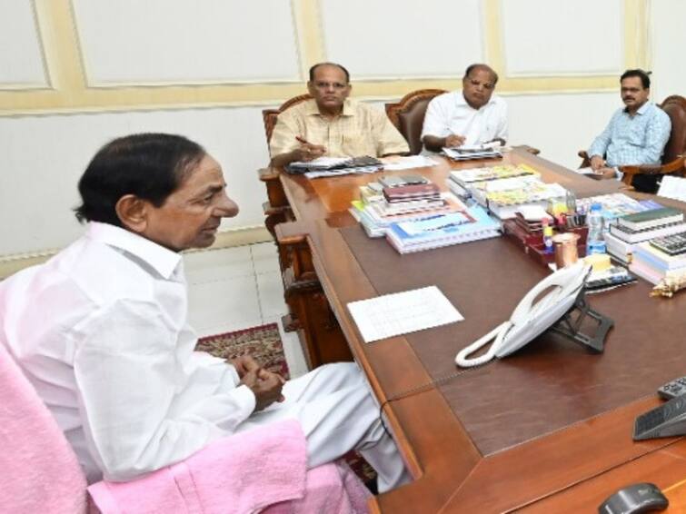 KCR focused more on governance. Work has been expedited. KCR Entered The Field : ‘టైమ్‌’ లేదబ్బా..అర్థమవుతోందా ? ప్రగతి భవన్‌లో వినిపిస్తున్న మాట ఇదేనట!