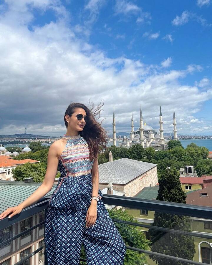 ప్రగ్యా జైస్వాల్ లేటెస్ట్ ఫొటోలు (Photo Courtesy: Pragya Jaiswal Instagram)