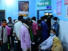 Sitapur News: डॉक्टरों के ट्रांसफर का असर, सीतापुर जिला अस्पताल में भगवान भरोसे मरीजों का इलाज