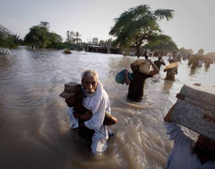 floods in Pakistan 25 killed in Balochistan heavy rain adding on to misery Floods in Balochistan: ਹੜ੍ਹ ਕਾਰਨ 25 ਲੋਕਾਂ ਦੀ ਮੌਤ, ਕਈ ਲਾਪਤਾ, ਤਬਾਹੀ ਬਣ ਗਿਆ ਮੂਸਲਾਧਾਰ ਮੀਂਹ