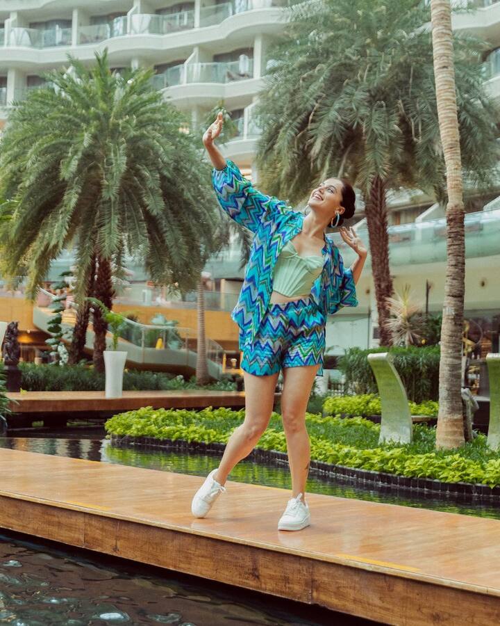 వరుసపెట్టి బయోపిక్ లు చేస్తోంది తాప్సీ.  -Image credit: Tapsee Pannu/Instagram