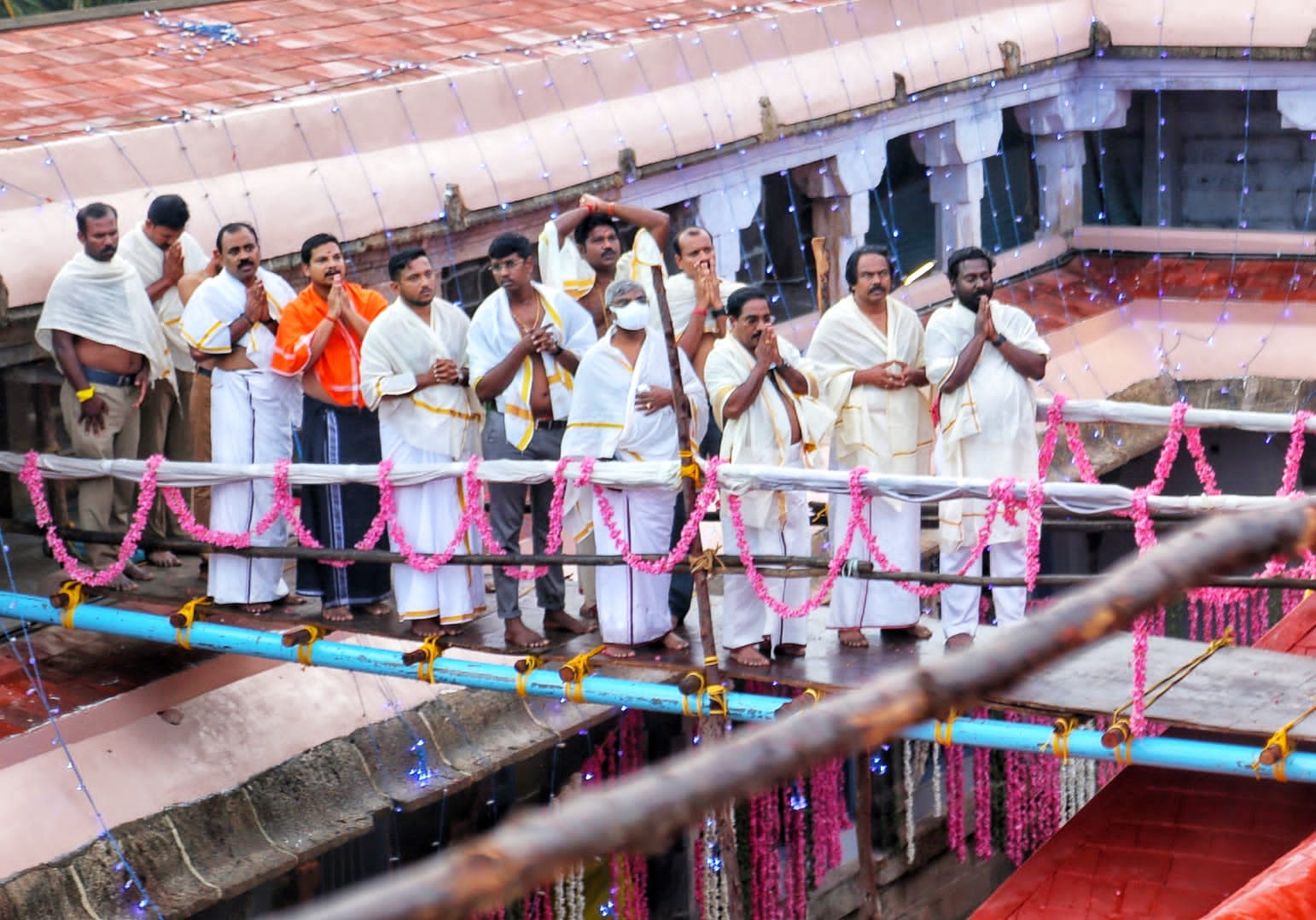 Thiruvattar Adikesava Temple:  418 ஆண்டுக்கு பின்  நடந்த  திருவட்டார் ஆதிகேசவ பெருமாள் கோவில் கும்பாபிஷேகம் - குமரியே திருவிழாக்கோலம் பூண்டது..!