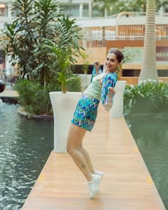 Tapsee Pannu: తాప్సీలా మీరు నిల్చోగలరా? అమ్మో కష్టమే