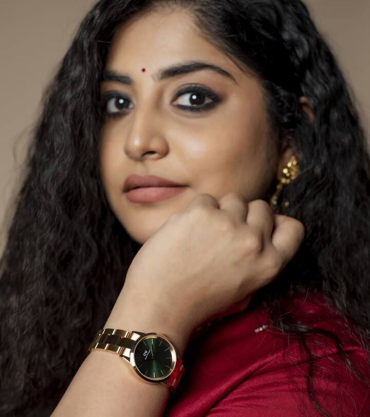 ஓ ஓ ஓ ஊரெல்லாம் கண்மூடித் தூங்கும் ஓசைகள் இல்லாத இரவே.....!