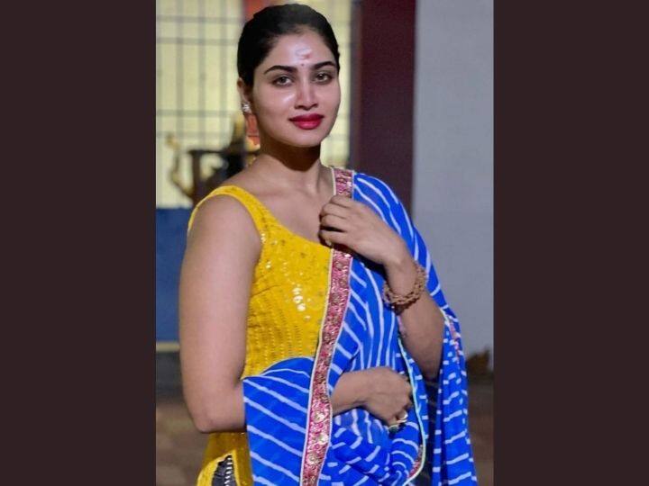 மழையில் முளையும் தும்பை நிறமே உனது மனசின் நிறமே