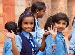 Uttarakhand के सरकारी स्कूलों में तीन दिन के भीतर बांटी जाएंगी किताबें, शिक्षा मंत्री ने अधिकारियों को दिए निर्देश