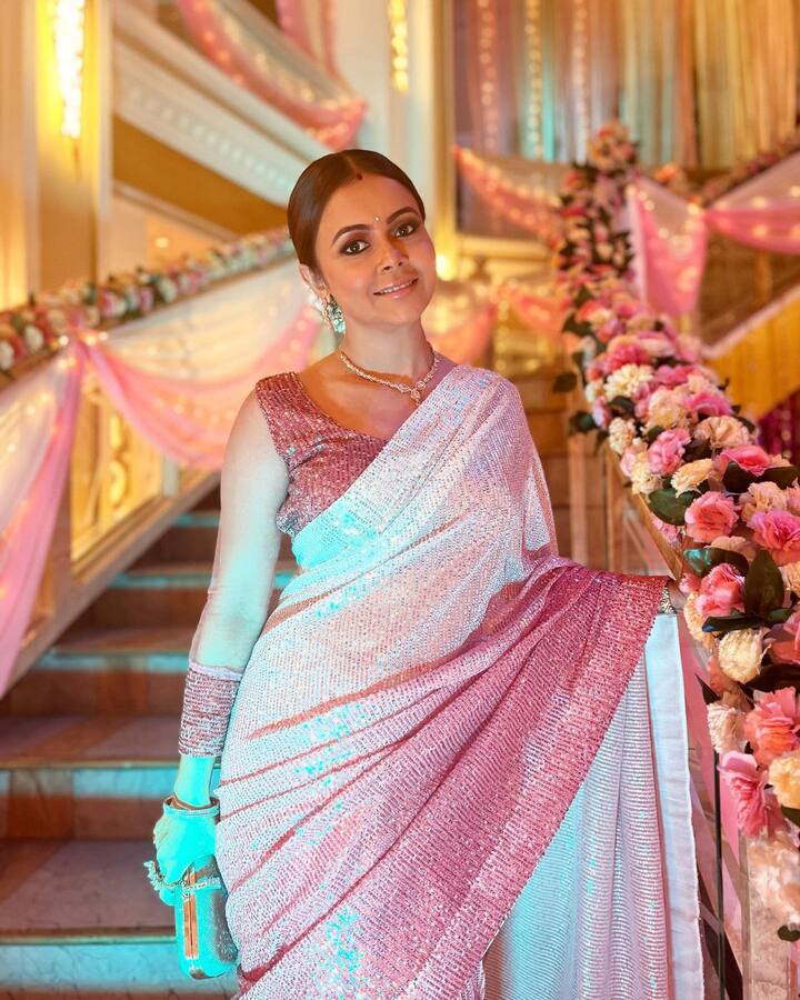 देवोलीना भट्टाचार्जी अपने सुपरहिट शो ‘साथ निभाना साथिया’ के दूसरे सीजन के साथ टीवी इंडस्ट्री में अपने एक्टिंग का जलवा दिखाने के लिए तैयार हैं.