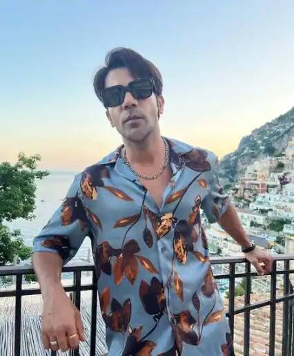 ਉਸ ਨੇ ਕਿਹਾ, 'ਬਾਹਰੀ ਹੋਣਾ ਮੁਸ਼ਕਲ ਸੀ। ਮੈਂ ਗੁੜਗਾਉਂ ਵਿੱਚ ਇੱਕ ਸੰਯੁਕਤ ਪਰਿਵਾਰ ਵਿੱਚ ਵੱਡਾ ਹੋਇਆ ਸੀ ਅਤੇ ਇਹ ਉਸ ਸਮੇਂ ਇੱਕ ਛੋਟਾ ਜਿਹਾ ਸ਼ਹਿਰ ਸੀ। ਮੈਨੂੰ ਬਚਪਨ ਵਿੱਚ ਸਿਨੇਮਾ ਨਾਲ ਪਿਆਰ ਹੋ ਗਿਆ ਸੀ ਅਤੇ ਮੈਨੂੰ ਪਤਾ ਸੀ ਕਿ ਮੈਂ ਇਹੀ ਕਰਨਾ ਚਾਹੁੰਦਾ ਸੀ। ਜਦੋਂ ਮੈਂ ਥੀਏਟਰ ਕਰ ਰਿਹਾ ਸੀ, ਤਾਂ ਮੈਂ 70 ਕਿਲੋਮੀਟਰ ਸਾਈਕਲ ਚਲਾ ਕੇ ਦਿੱਲੀ ਜਾਂਦਾ ਸੀ।