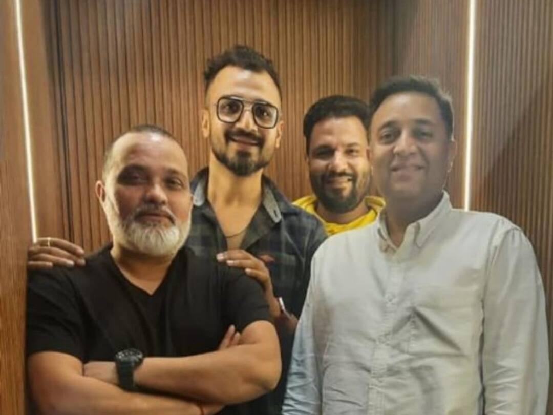 Kartik Arjun Kshitij Patwardhan and Ravi Jadhav Hindi web series will be released soon Web Series : कार्तिक,अर्जुन, क्षितिज आणि रवी जाधव यांची हिंदी वेब सीरिज लवकरच होणार रिलीज