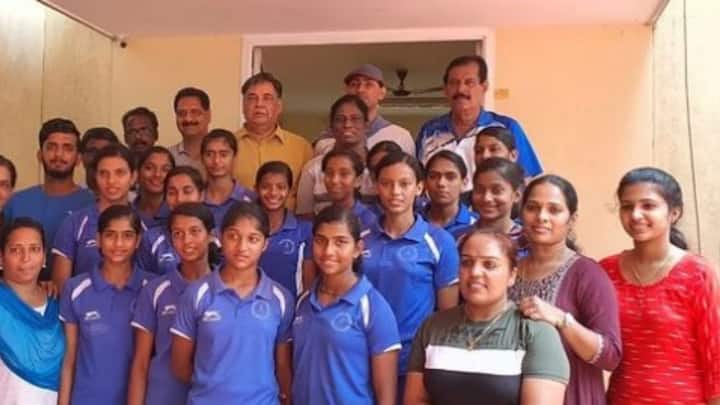 তবে ন্যাশনাল স্কুল গেমসে তার দুরন্ত গতিবেগ নজর কাড়ে জাতীয় কোচ ও এম নাম্বিয়ারের। এখান থেকেই সঠিক প্রশিক্ষণ শুরু।