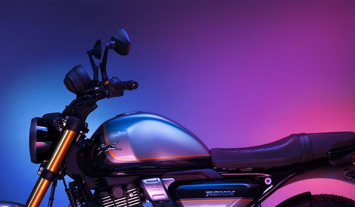 TVS Ronin 225cc: டிவிஎஸ் இந்த உலகத்துக்கு ஏதோ சொல்ல வர்றாங்க! இதைப் படிங்க முதல்ல..