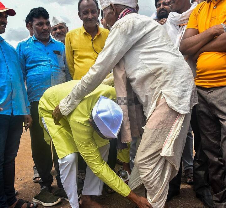 वारकऱ्यांकडून मिळालेलं प्रेम पाहून भारावून गेलेला संदीप म्हणाला की,