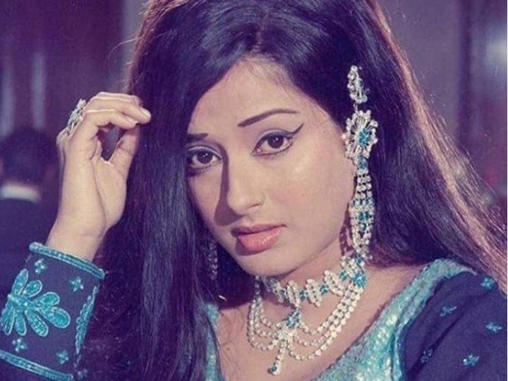 Moushumi Chatterjee: शूटिंग के दौरान बिना ग्लिसरीन लगाए रो लेती थीं मौसमी चटर्जी, इस दर्दनाक घटना के बाद सदमे में चली गईं थीं!